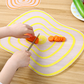 Flexibles Schneidebrett aus lebensmittelechtem Material mit Sandfinish